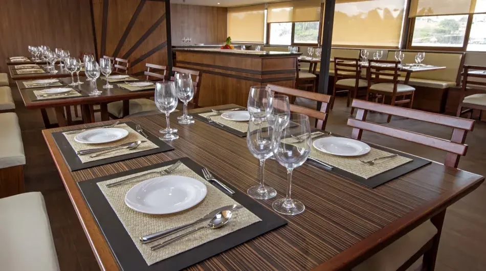 anaconda dinning