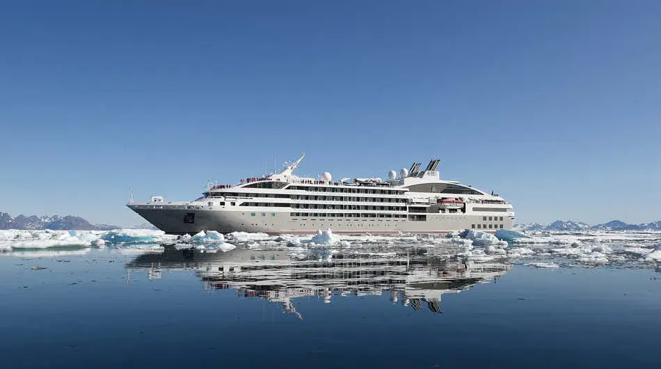 Le Soleal Exterior