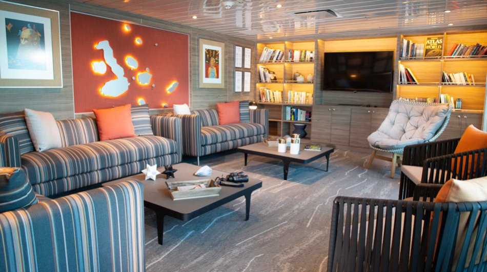 La Pinta Galapagos Cruise Ship - Expedition Room