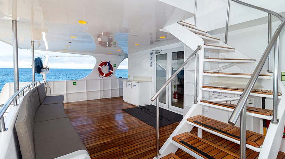 Galaxy Yacht Galapagos Islands Cruise - Welcome Area