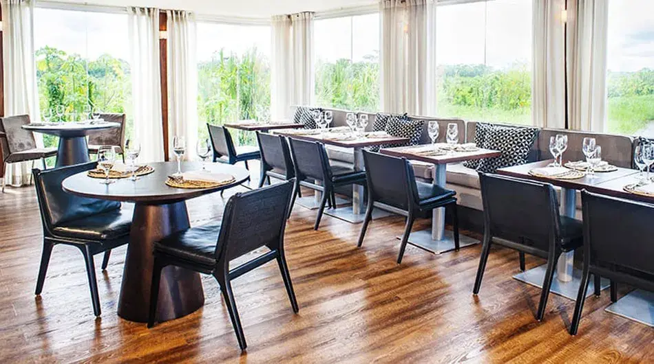Aria dining room