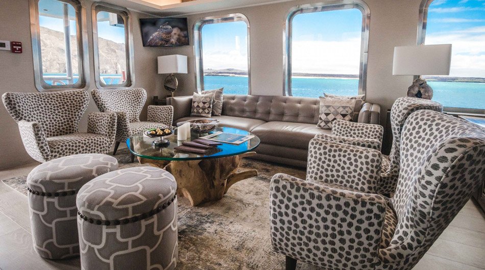 MAIN-LOUNGE-LOW-5-scaled