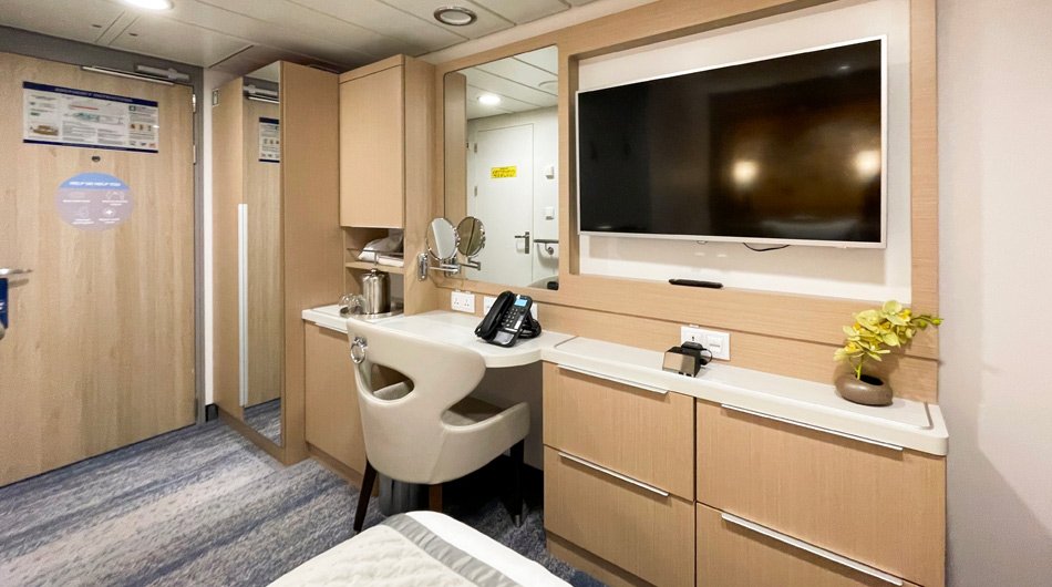 Ocean Explorer Studio Single Interior