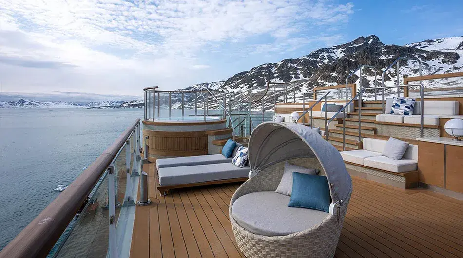 pool-deck-3