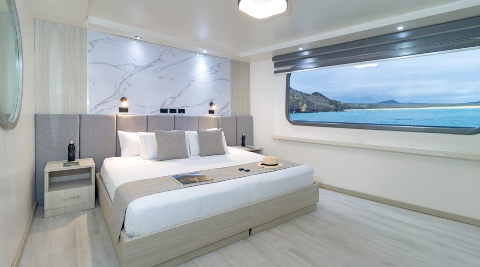 Horizon Trimaran Double Balcony Cabin
