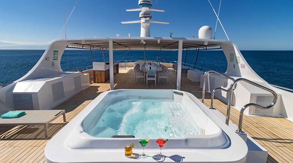 Galapagos Sea Star Sundeck Spa