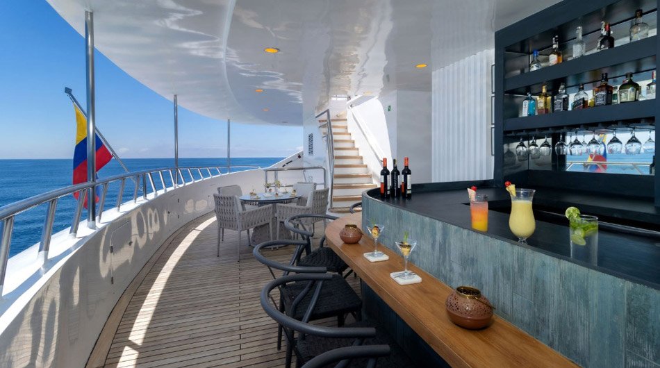 Endemic Galapagos - Bar