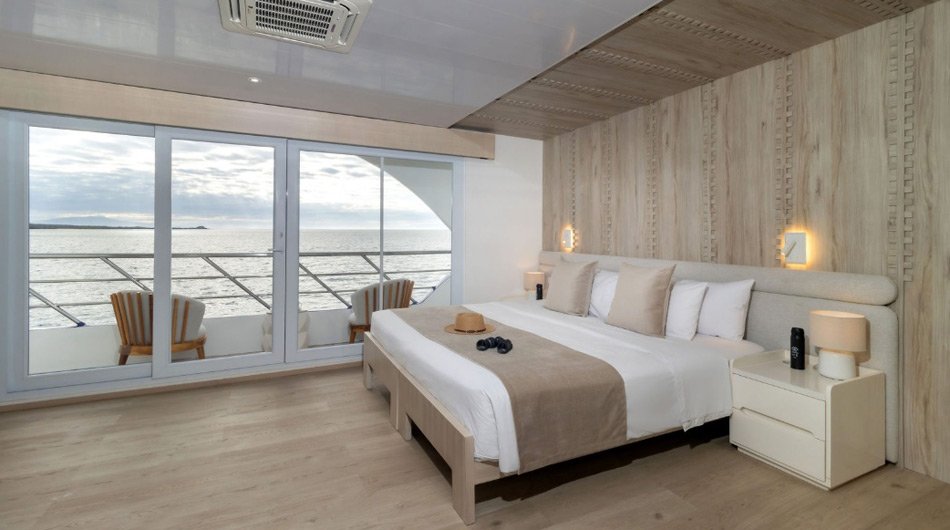 Endemic Galapagos - Matrimonial Cabin