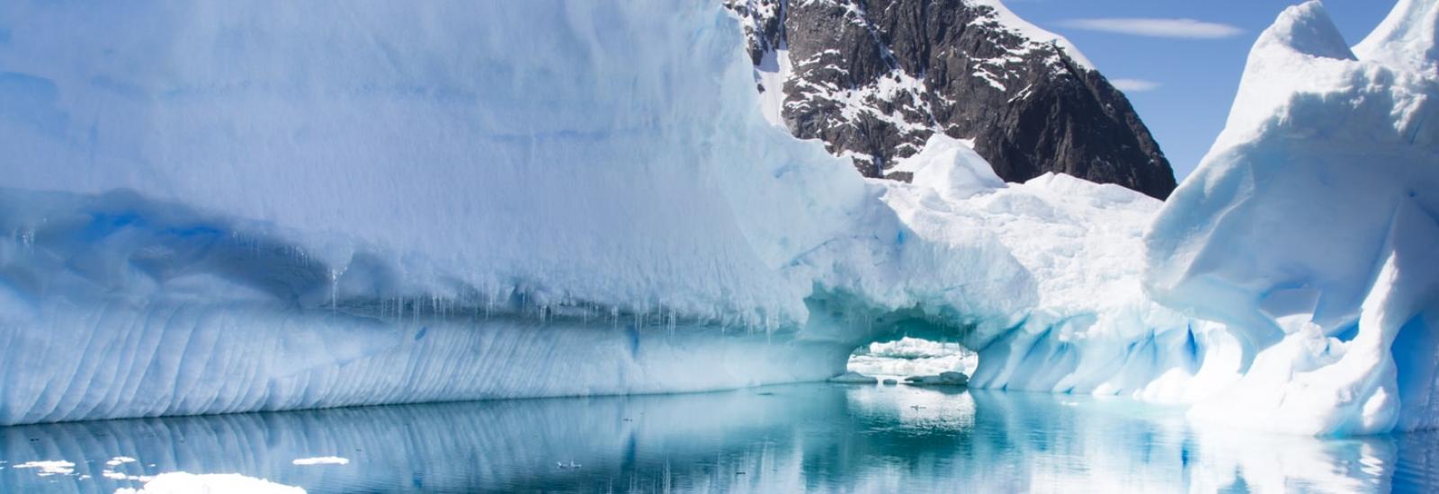 Antarctica Basecamp | Hondius