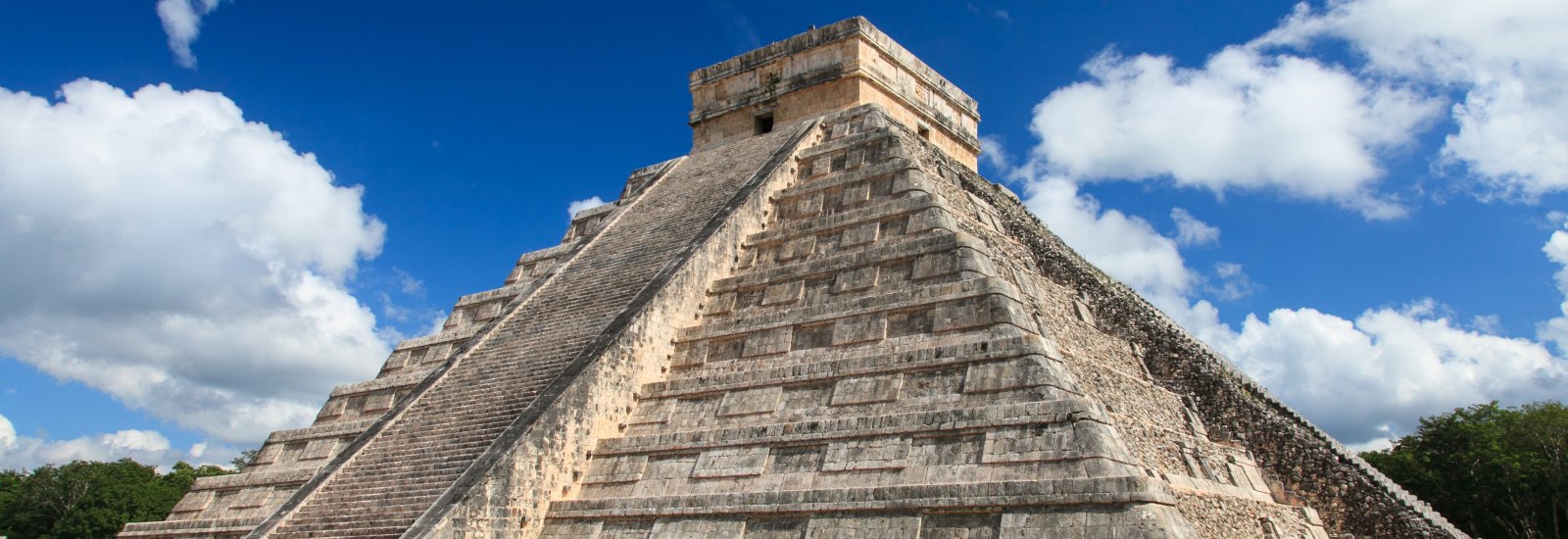 Chichen_Itza_shutterstock