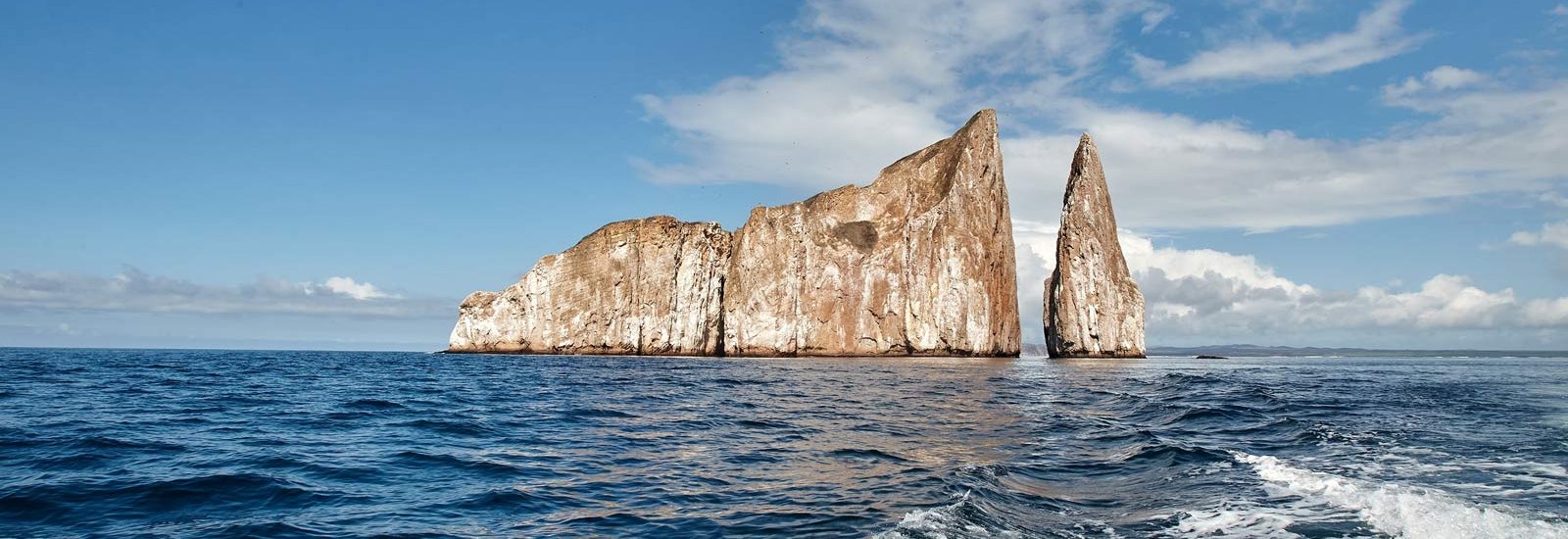 Southern Galapagos Islands Cruise 4 Days | Horizon Trimaran