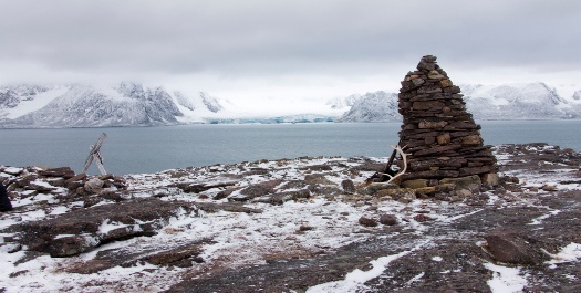 Kongsfjorden & Blomstrandhalvøya