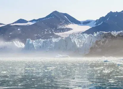 Monacobreen-Glacier_SV_HERO.jpg